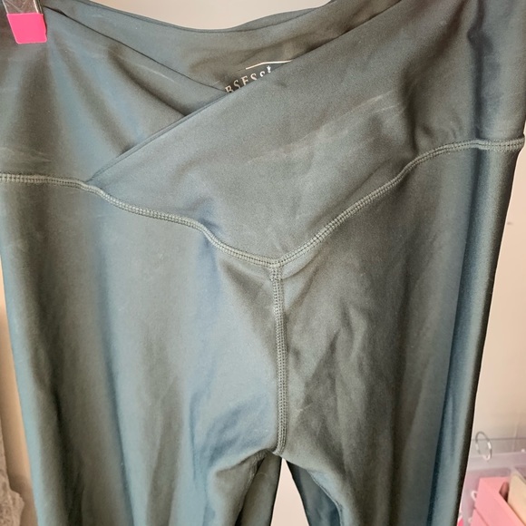 Obssesion Shapewear BRAND NEW HIGH WASTED V SHAPE LEGGINGS SIZE M - Picture 4 of 5